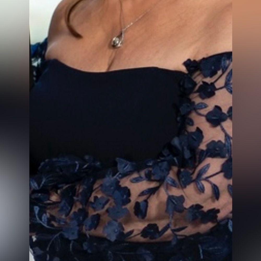 mother of bride/groom dress beautiful sleeve detail Navy 10 petite worn once